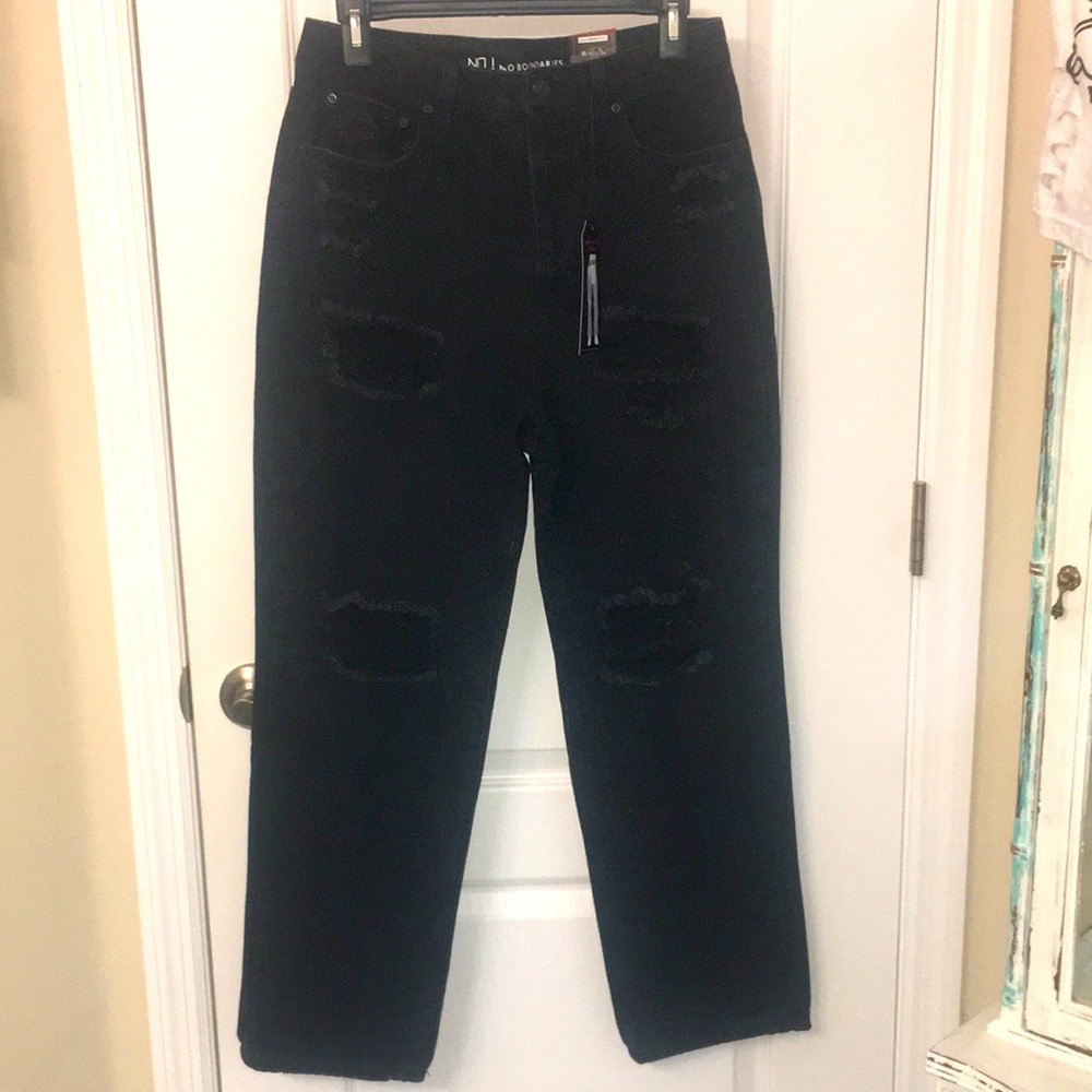 Woman No Boundaries distressed jeans
